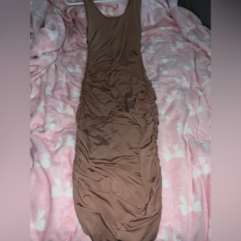 Elegant dusty pink scrunch Dress